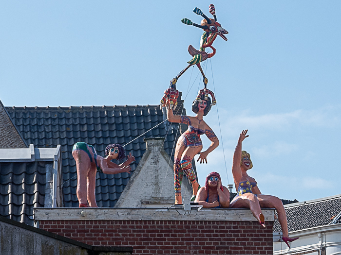 Daytrip to Gouda, Cheese, Culture and History. Jolly rooftop.
