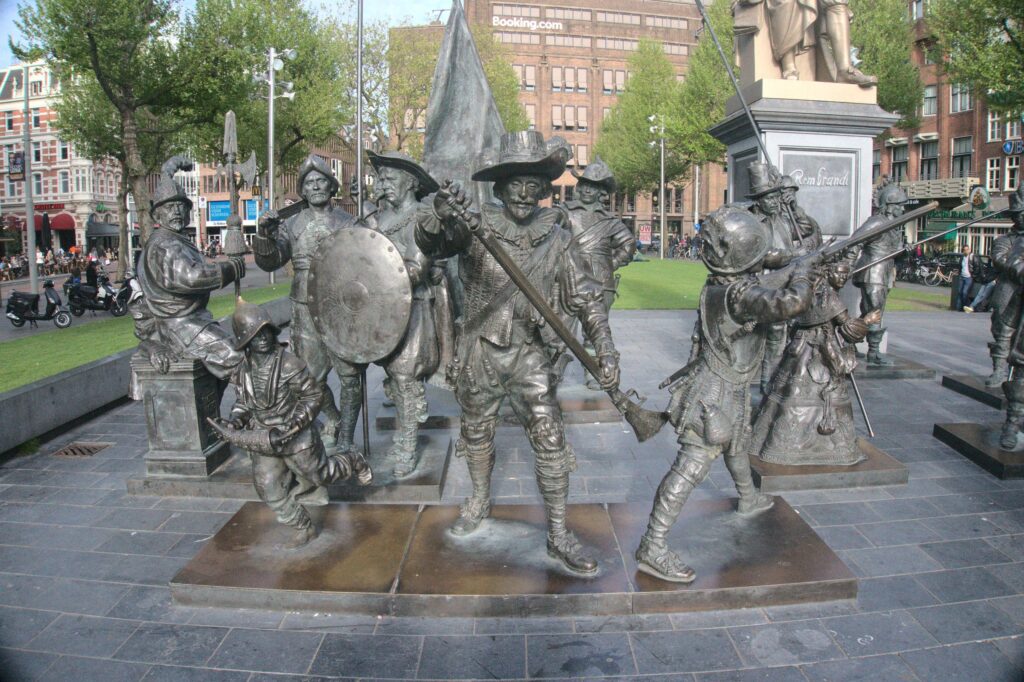 Statue Nachtwacht on Rembrandtplein 