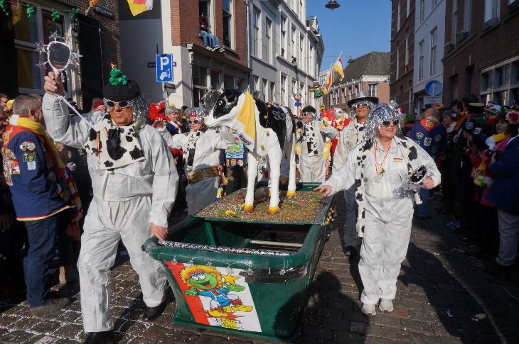 Dutch Carnival also is a  farmers eevent