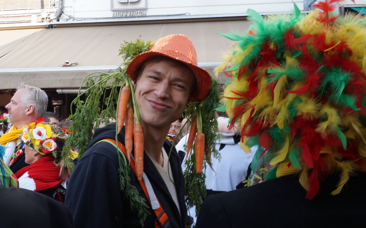 Just dress up in carrots at the Carnival
