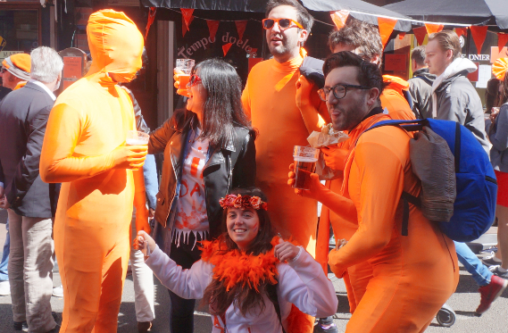 A true Dutch party - King's Day in Rotterdam