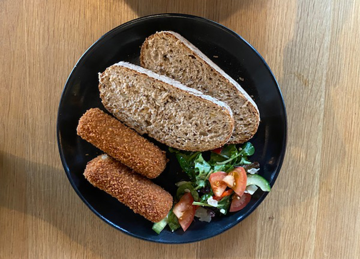 Dutch Food Recipes - Bread - Kroket sandwich